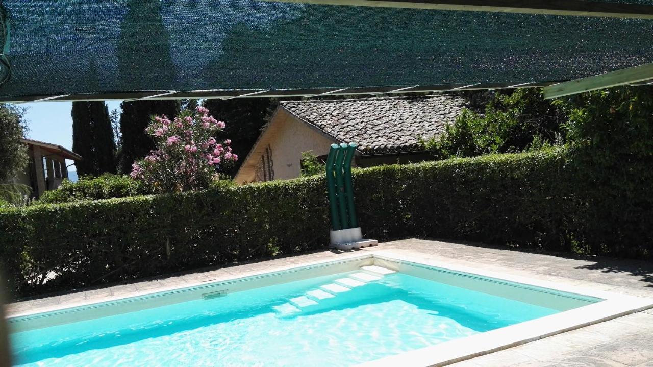 Villa Con Piscina Assisi Exterior foto
